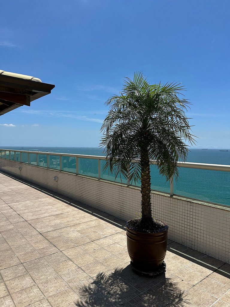 Apartamento com Vista Panorâmica do Mar