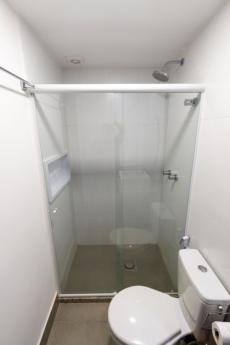 2 qtos Novíssimo na Quadra do Mar