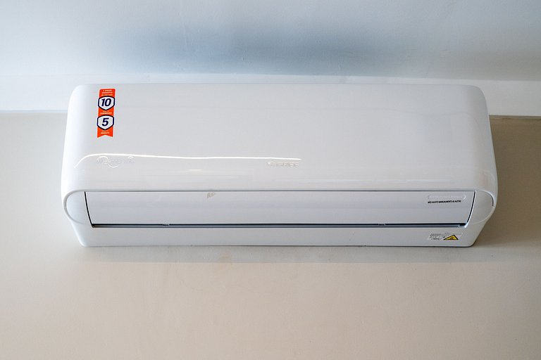 2 qtos Novíssimo na Quadra do Mar