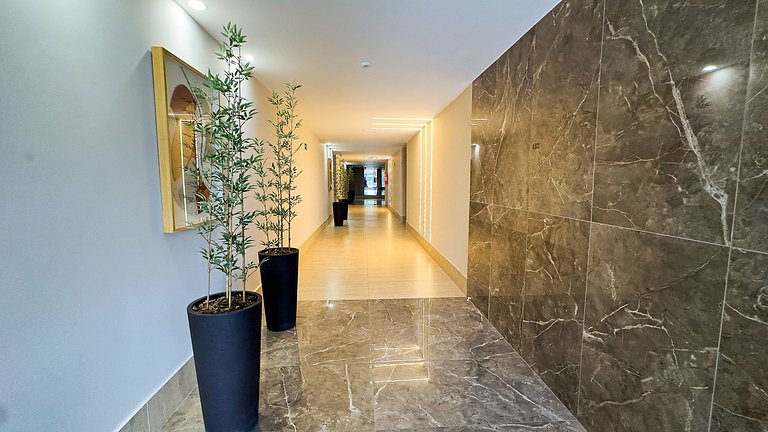 2 qtos Novíssimo na Quadra do Mar