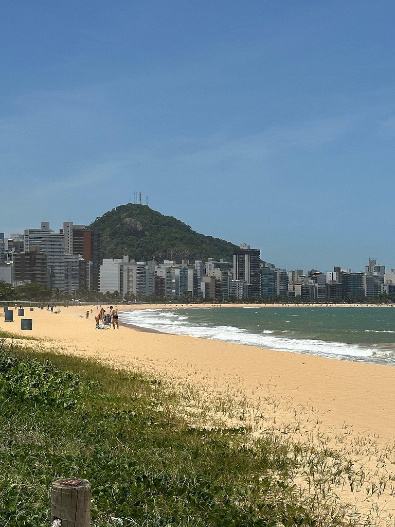 Quadra Mar Praia da Costa - Apto qto/sala enormena booking