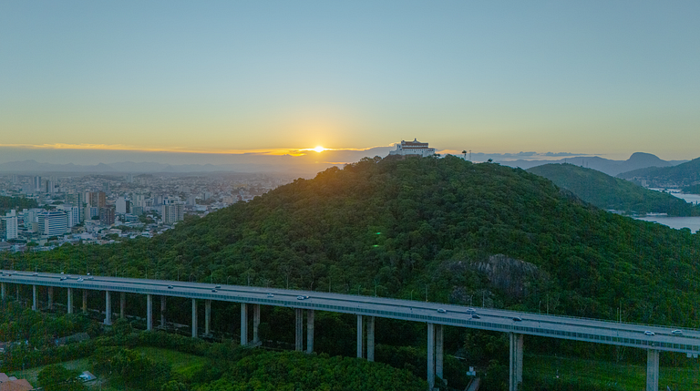 Apê com linda vista para o mar