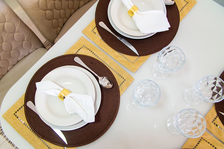 Apto Equipado|Ar Todos os Ambientes|Perto da Praia