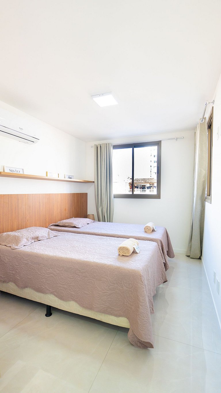 Apto Equipado|Ar Todos os Ambientes|Perto da Praia