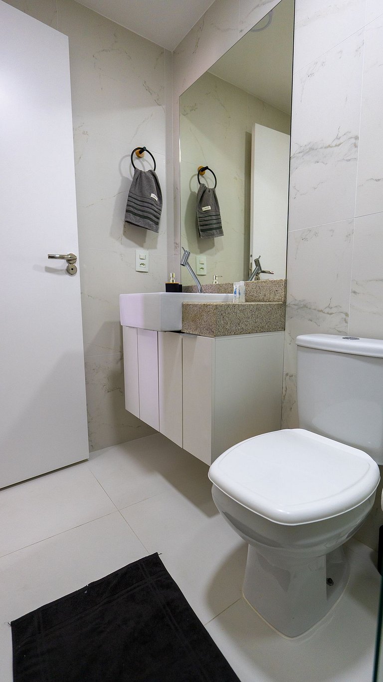 Apto Equipado|Ar Todos os Ambientes|Perto da Praia