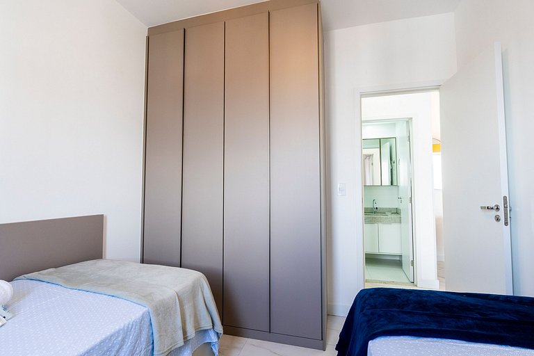 2 quartos a poucos metros da Praia