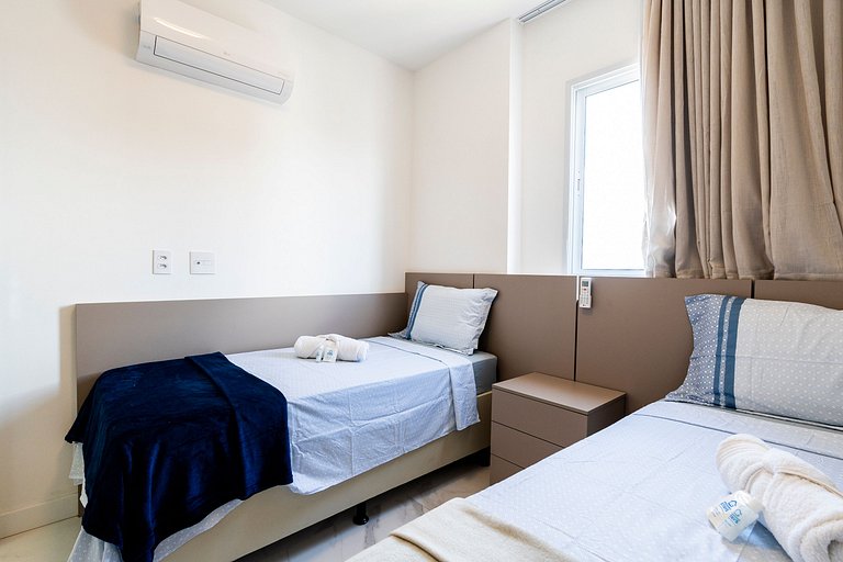 2 quartos a poucos metros da Praia