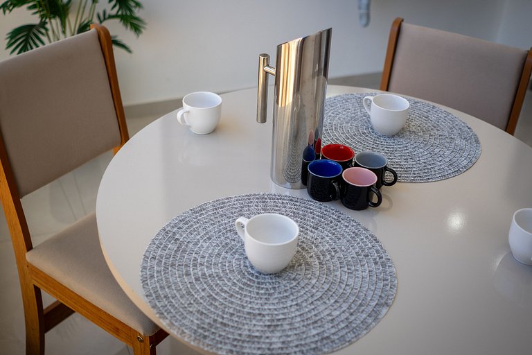 Apto Confortável | Ótima Localização | Praia 2min