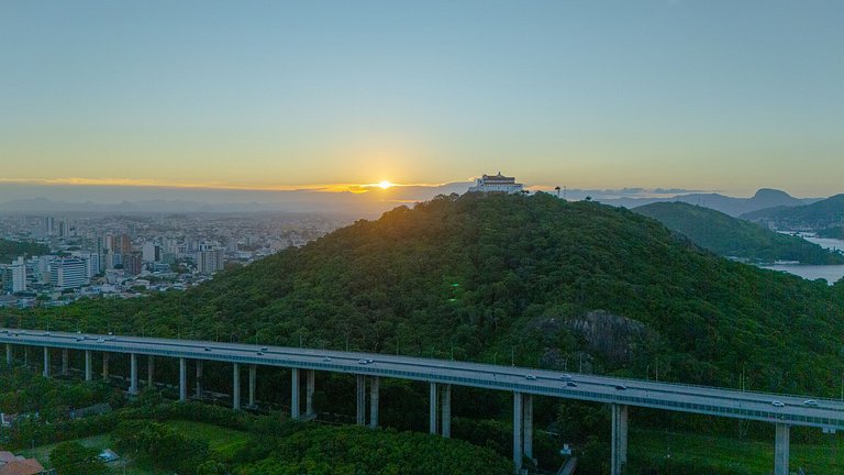 Apto Confortável | Ótima Localização | Praia 2min