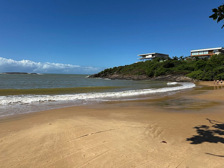 Luxo e Conforto na Quadra do Mar Peracanga 3 Qtos